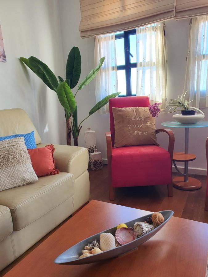 Luzia'S Apartment - 2 Bedroom Apartment Sleeps 4 Funchal  Bagian luar foto